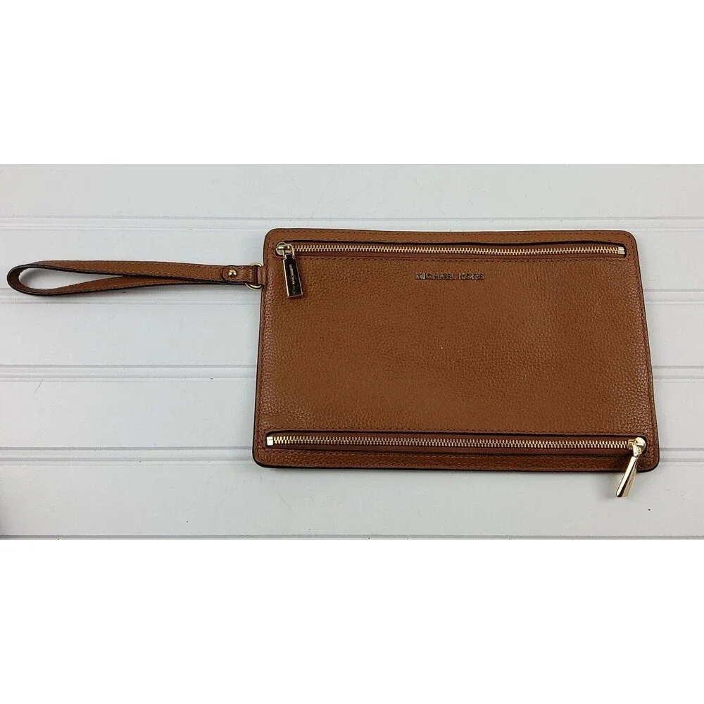 Michael Kors MK Pebbled Leather Double Zip Pouch Wristlet Clutch Wallet